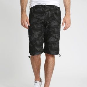 Projek Raw - Camo Shorts - Size 32